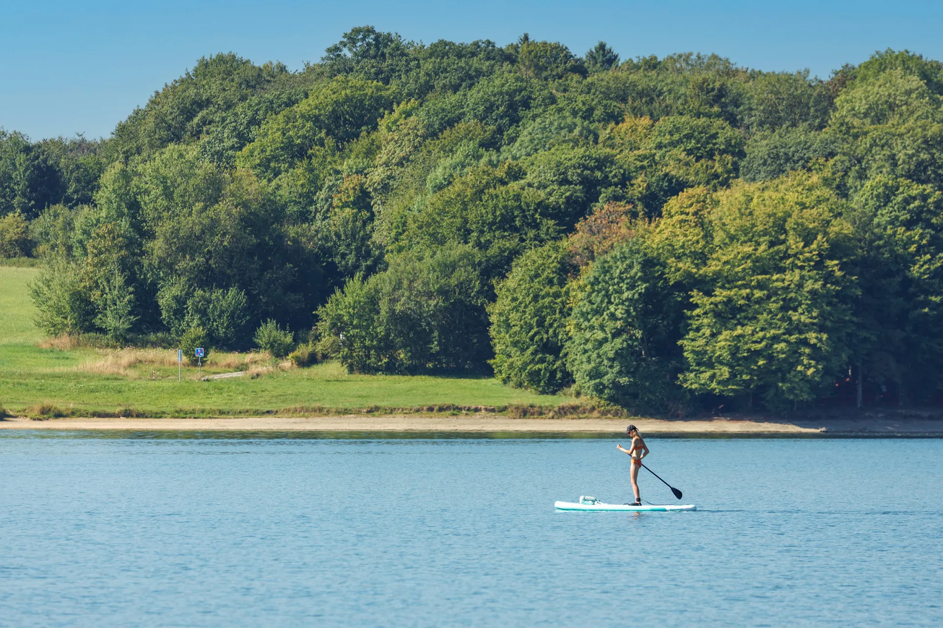 Balade en stand up paddle aux Lacs de l'Eau d'Heure