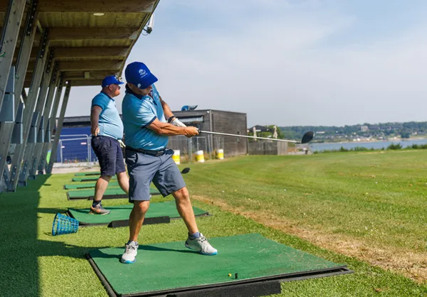 Mini-golf